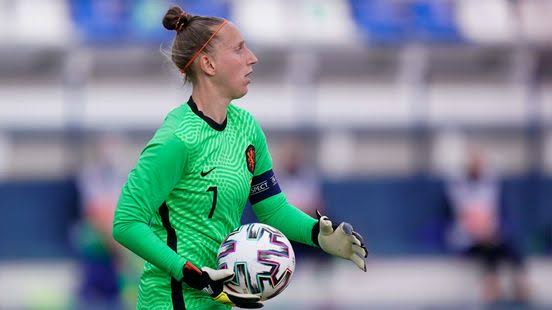 Sari Van Veenendaal Partner